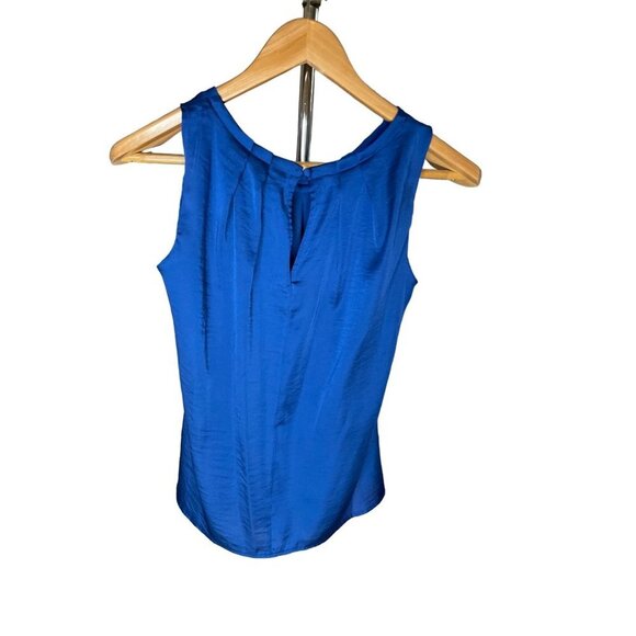 Josephine Studio NWT Blue Sleeveless Pleated Blouse Sz M - Picture 2 of 6
